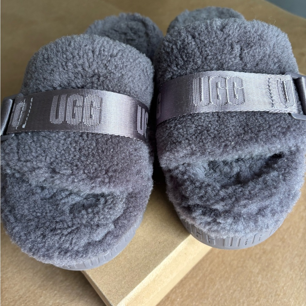 UGG Women’s Gray Fluffy Slippers